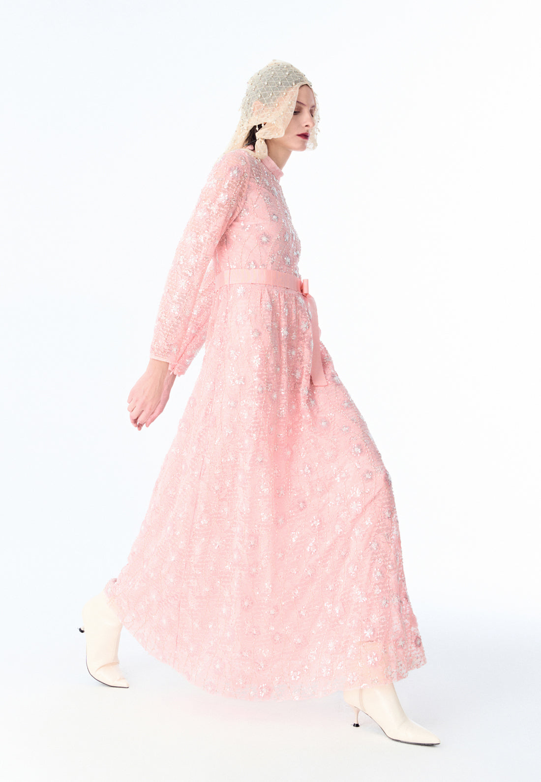 Pink Embroidered Lace Long-sleeved Dinner Dress